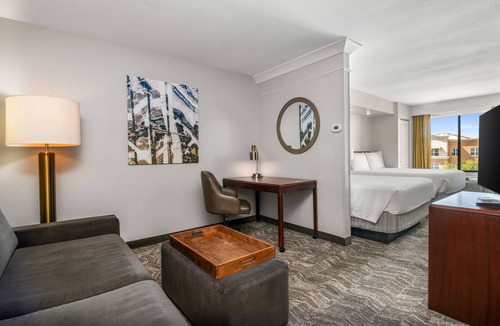Glendale Sports and Entertainment District Hotel | Springhill Suites Phoenix Glendale Sports & Entertainment District