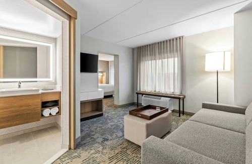 Coraopolis Hotel | Springhill Suites Pittsburgh Airport