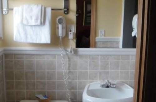 Standish Hotel | Standish Motel