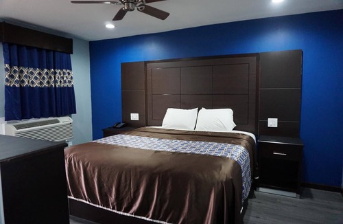 Channelview Hotel | Star Light Inn