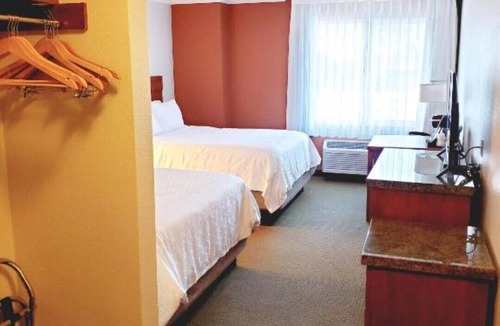 Uptown House | Stay at One of the Best Downtown Portland!