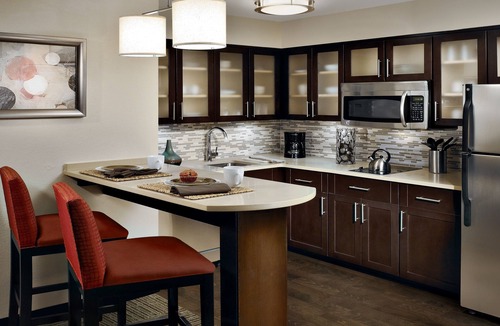 Utica Hotel | Staybridge Suites Detroit-Utica by IHG