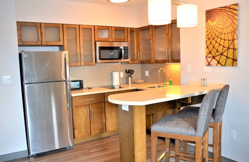Hillsboro Hotel | Staybridge Suites Hillsboro - Orenco Station by IHG