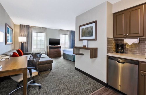 Kalamazoo Hotel | Staybridge Suites Kalamazoo by IHG
