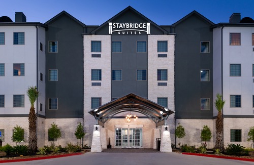 Lake Charles Hotel | Staybridge Suites Lake Charles, an Ihg Hotel
