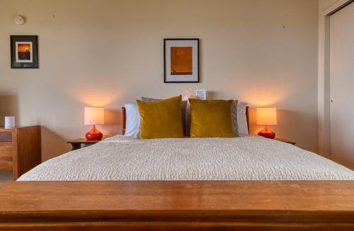 Coos Bay Apartment | #StayinMyDistrict Cape Arago Studio Suite