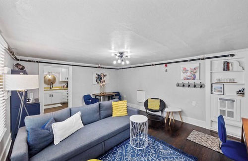 Coos Bay Apartment | #StayinMyDistrict Historic Heritage in Coos Bay