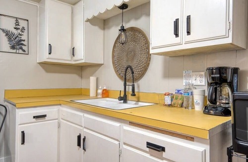 Coos Bay Apartment | #StayinMyDistrict Historic Heritage in Coos Bay
