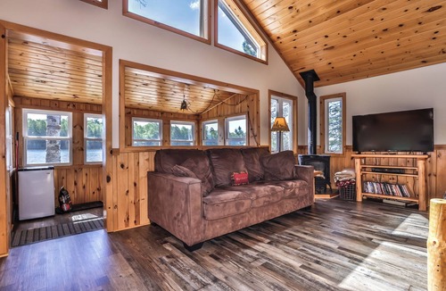 St Germain Cabin | Stepaway Vacation Rentals - Carefree Creek Cabin