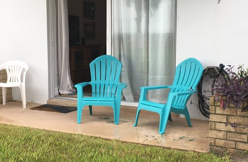 Ormond-by-the-Sea Condo | Steps to pristine, no-drive beach!