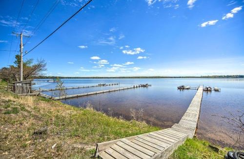 Stone Lake House | Stone Lake Cabin: Grill & Access to Fishing!