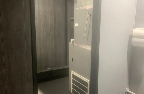 Dexter Apartment | Storefront apartment