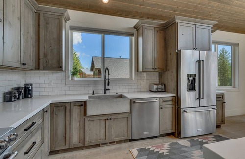 Truckee House | Streams and Dreams - TLUXP