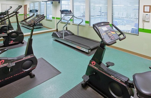 Findlay Hotel | Studio 6 Extended Stay Findlay Tiffin Avenue OH