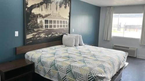 Opelousas Hotel | Studio 6 Suites Opelousas, LA