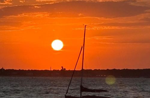 Arcachon Apartment | Studio-cabine, accès direct port et plage, les pieds dans l'eau