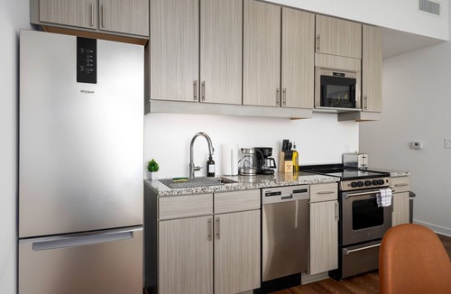 Avondale Apartment | Studio Haven in Magic City! l Private Balcony!