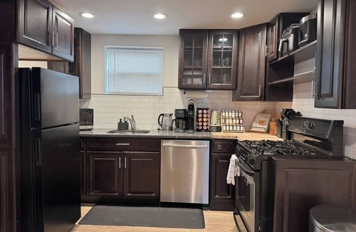 Irving Park East Apartment | Studio Near Wrigley Sleeps 4 Games + Fireplace
