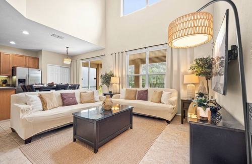 Watersong Villa | ⭐ Stunning 6 Bed 5 bath Villa | 4 King Ensuite's | Private Pool | Gated Resort ⭐