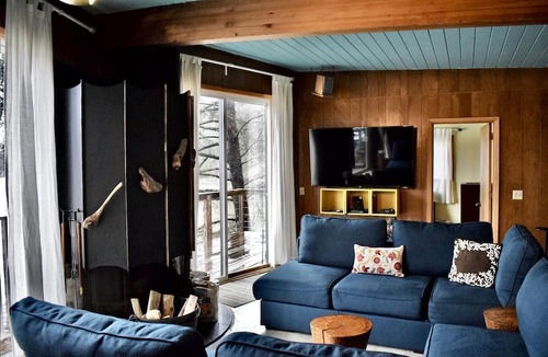 Otis Cabin | Stunning Beachfront Cabin with Barbecue and Hot-tub in Otis, Oregon