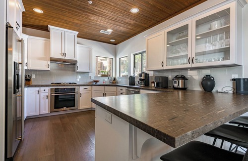 Flagstaff Cabin | Stunning High-End Retreat Surrounded by Pines w/AC