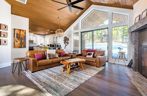 Flagstaff Cabin | Stunning High-End Retreat Surrounded by Pines w/AC