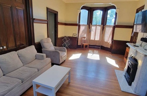 Downtown Berkeley House | Stunning Historic House - Near Campus!