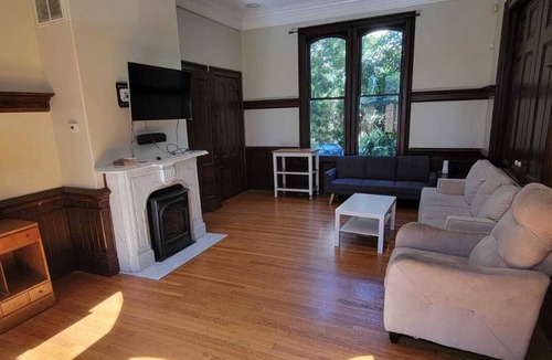 Downtown Berkeley House | Stunning Historic House - Near Campus!
