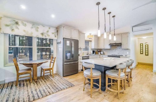 Thompsonville House | Stunning home w/golf course views plus private deck near resort amenities