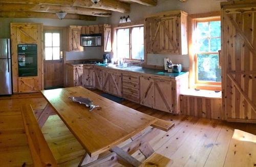 Wasco County Cabin | Stunning Log Cabin Rental with Breathtaking Views in Tygh Valley, Oregon