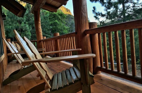 Wasco County Cabin | Stunning Log Cabin Rental with Breathtaking Views in Tygh Valley, Oregon