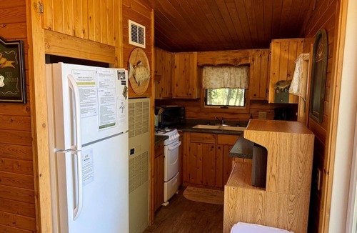 Drummond House | Sturgeon Bay Chalet on Drummond Island