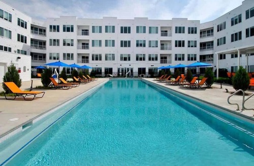 Bryant Pattengill East Apartment | Stylish 2BR Condo near Downtown & U of M