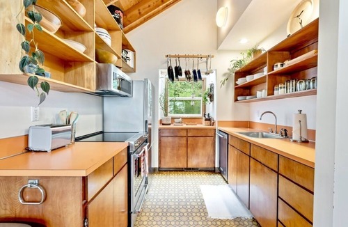 Neahkahnie Beach Cabin | Stylish Neahkahnie Cabin with a Stunning Seaview!