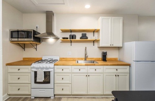 Merion Village Apartment | Stylish Studio Near German Village, Sleeps 4 , Café + Cowork
