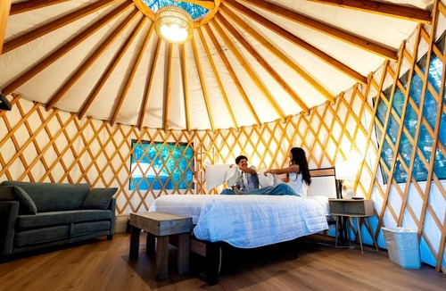Cornelius Cabin | Stylish Yurt with Cozy Firepit & Serene Nature Views in Cornelius, Oregon