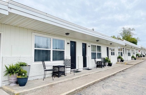 Sault Ste. Marie Apartment | Suite 104 | 2 Bed/2 Bath + Living & Kitchen, Charming Sault Ste. Marie Suite