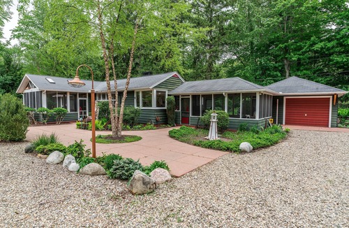 Harbert House | Summer 26 Open! Pool, Hot Tub, HUGE Game Room, short walk to Beach!