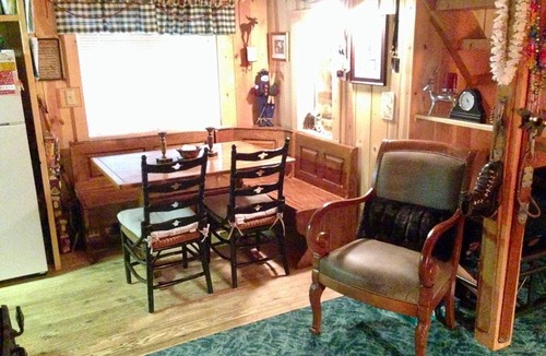 Government Camp Cabin | Summer special, stay before 7/20/26 get third night half off.