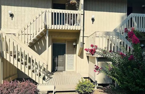 Daphne Apartment | Sunset Bay~Bay/Sunset View Condo in Daphne, AL