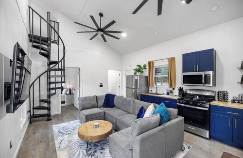 Tangipahoa Parish Cabin | Sunset Haven Lake-Volleyball-Pool