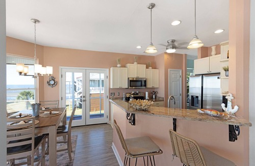 Ocean Springs House | Sunset View Beach House in Ocean Springs - Beachfront property