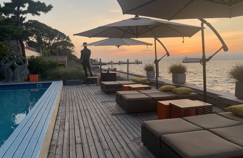 Fire Island Pines House | Sunsets on the Bay: Luxe 6-BR in Best Pines Location
