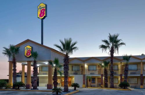 Breaux Bridge Hotel | Super 8 by Wyndham Breaux Bridge