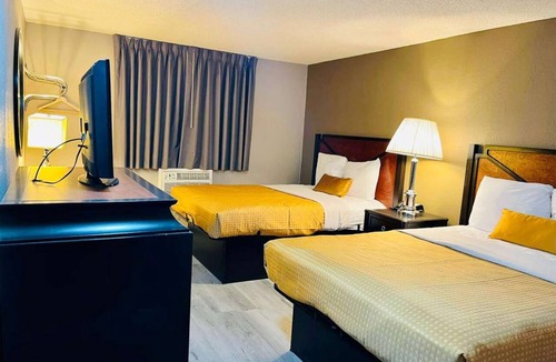 Benton Harbor Hotel | Super 8 by Wyndham Benton Harbor - St. Joseph