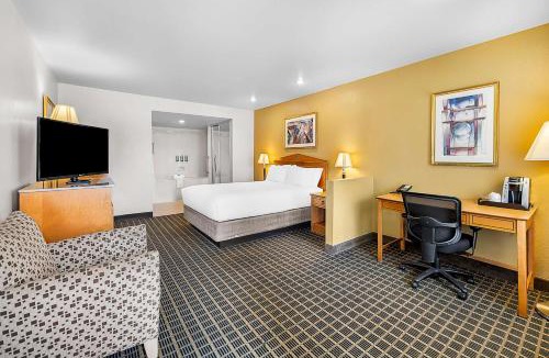 South San Jose Hotel | SureStayPlus Hotel by Best Western San Jose Central City