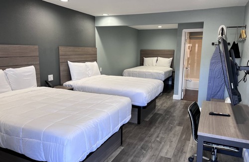 Westside Santa Cruz Hotel | Surf City Inn and Suites