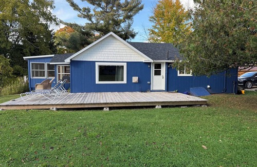 McMillan Cottage | Swimming, Snowmobiling, Serenity! Lakefront Cottage on Big Manistique Lake