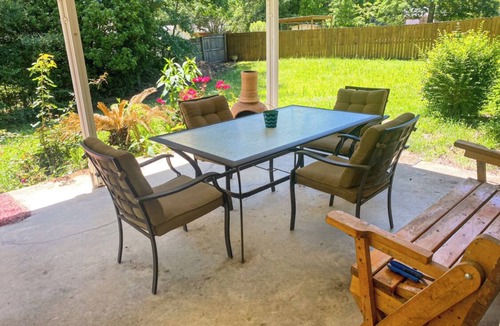 Claiborne House | Sylvan Lakes Quiet Place