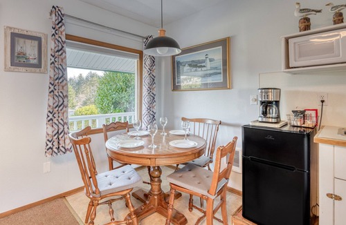 Depoe Bay Apartment | T02 - Beacon @ Trollers Lodge
